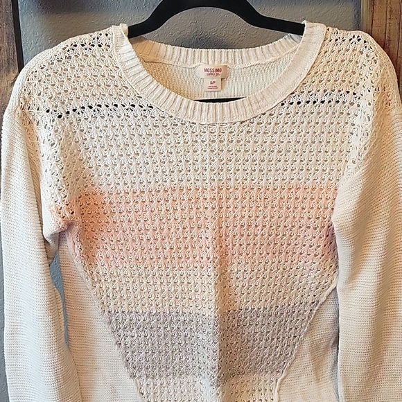 Color-Block Sweater - Picture 2 of 6